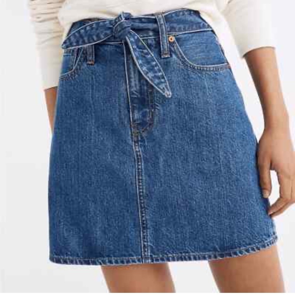 Madewell Denim Tie Knot Bow Rigid denim Skirt size 28